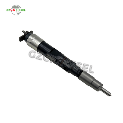 kupować Wtryskiwacz paliwa 095000-5200 RE518724 RE524363 SE501938 do silnika 6081 online manufacture