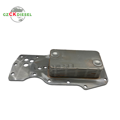 Nowy chłodnik olejowy 2831077 2830559 3975818 3960067 6754-61-2110 dla CUMMINS QSB6.7 6.7L