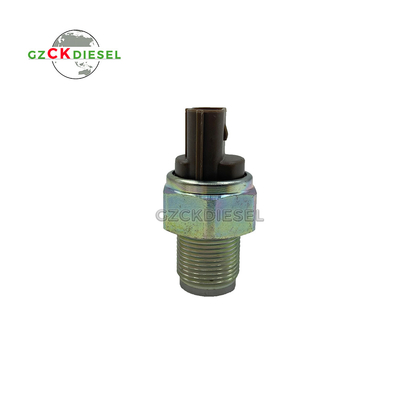 Czujnik ciśnienia paliwa 499000-6131 8-97318684-1 dla silnika Isuzu 4HK1 6HK1 6UZ1 6WG1