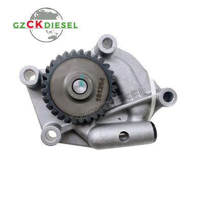 Pompa olejowa 123900-32001 do koparki PC110R-1 PW110R-1 Silnik 4D106T